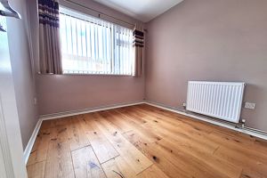 Bedroom - click for photo gallery